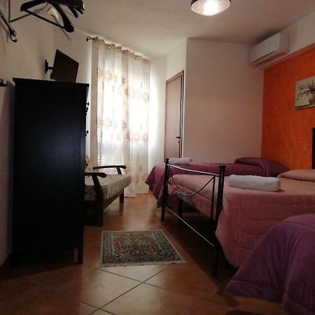 Bed And Breakfast Agrumi In Terrazza 아라고나 외부 사진