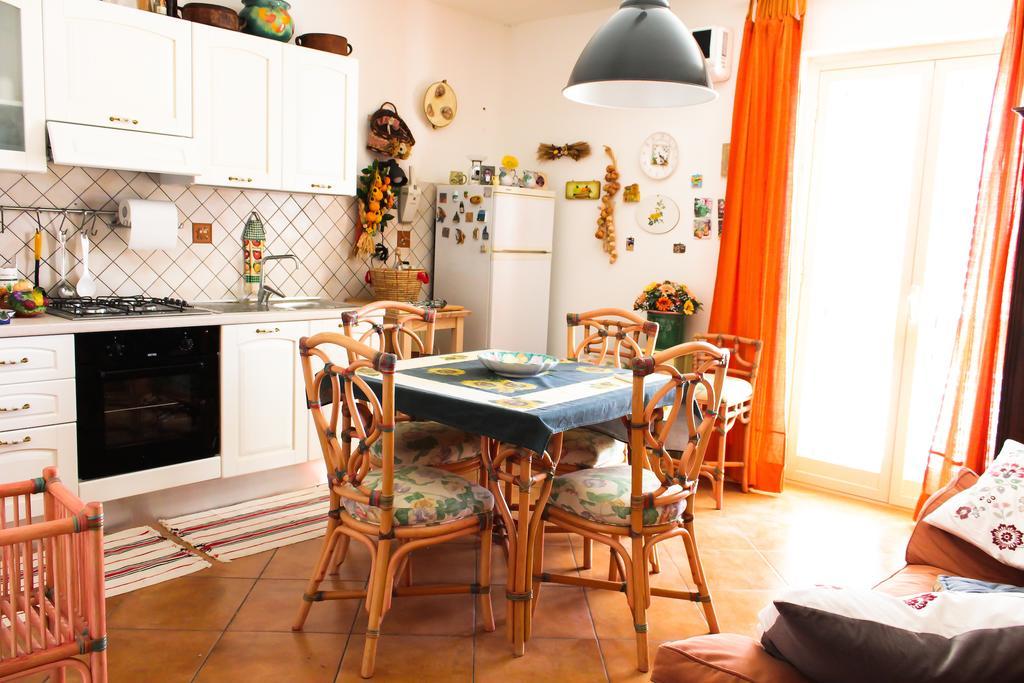 Bed And Breakfast Agrumi In Terrazza 아라고나 외부 사진